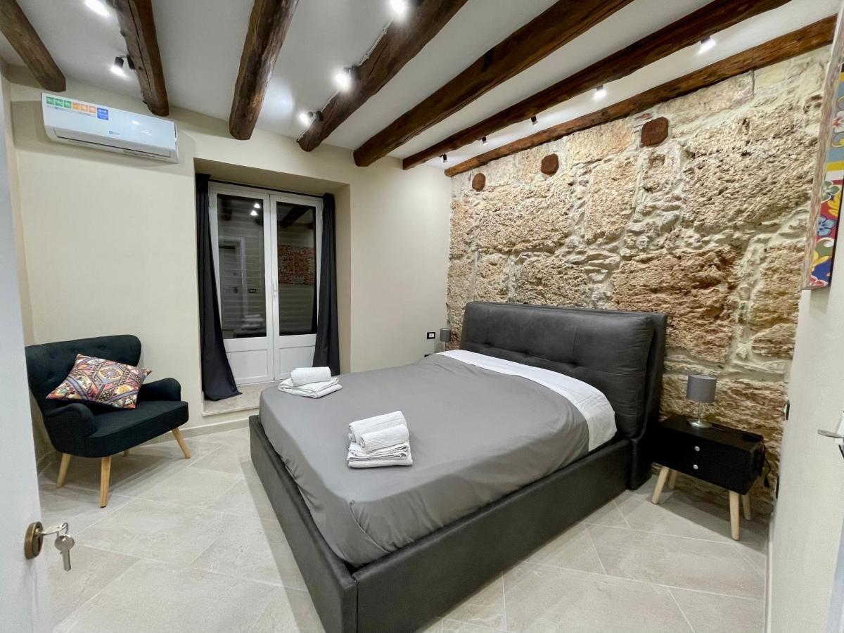 Tommy'S Rooms Palermo Exteriör bild